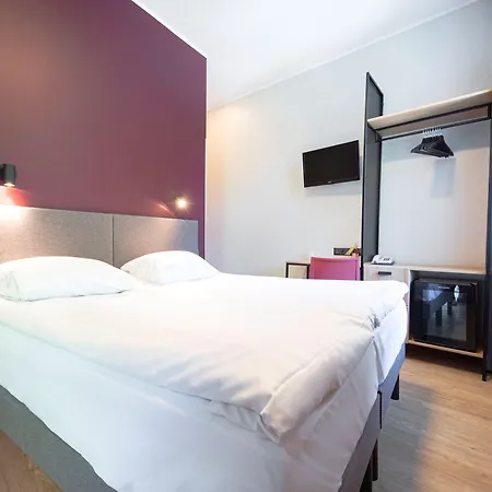 Hotel Rija Old Town 3*