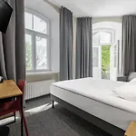 Hotel Rija Old Town 3*